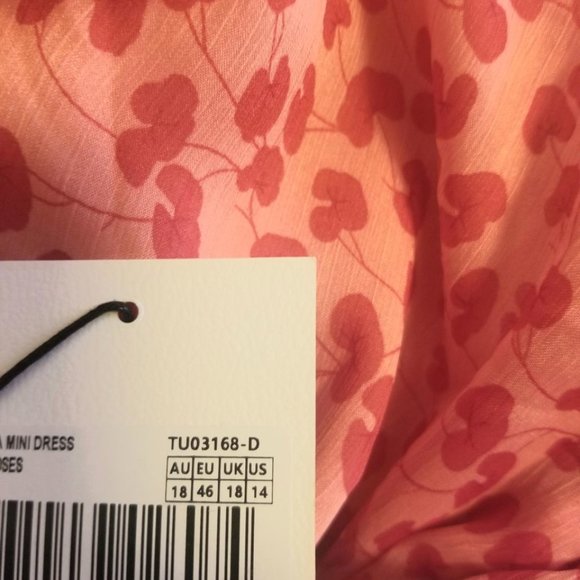 Beautiful, Sexy, Sweet Mini Dress - Picture 6 of 6